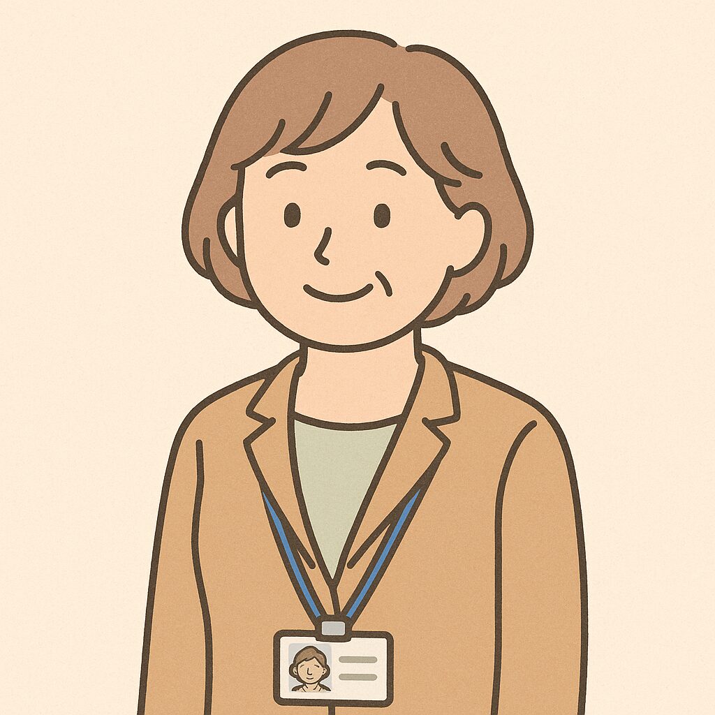 優しい表情の女性ケアマネジャーのイラスト。ベージュのジャケットに名札を下げた中年女性が正面を向いて微笑んでいるイラスト